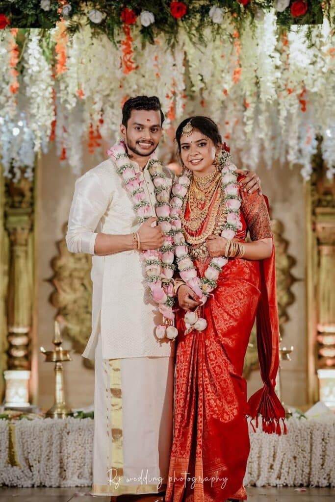 Dazzling Hues of a Tamil Wedding